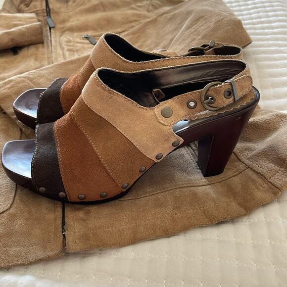 a.n.a. Tan/Brown Vintage Suede Open Toe Clogs 3" Size 8.5 - Picture 2 of 6